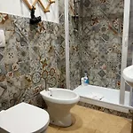 فندق مبيت وإفطار Clarian 3*